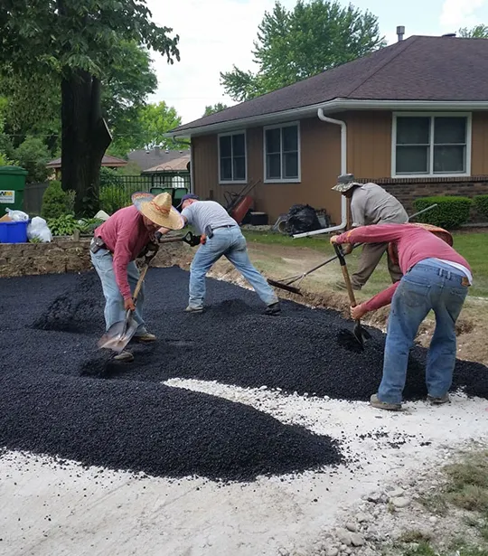 asphalt paving aurora illinois team